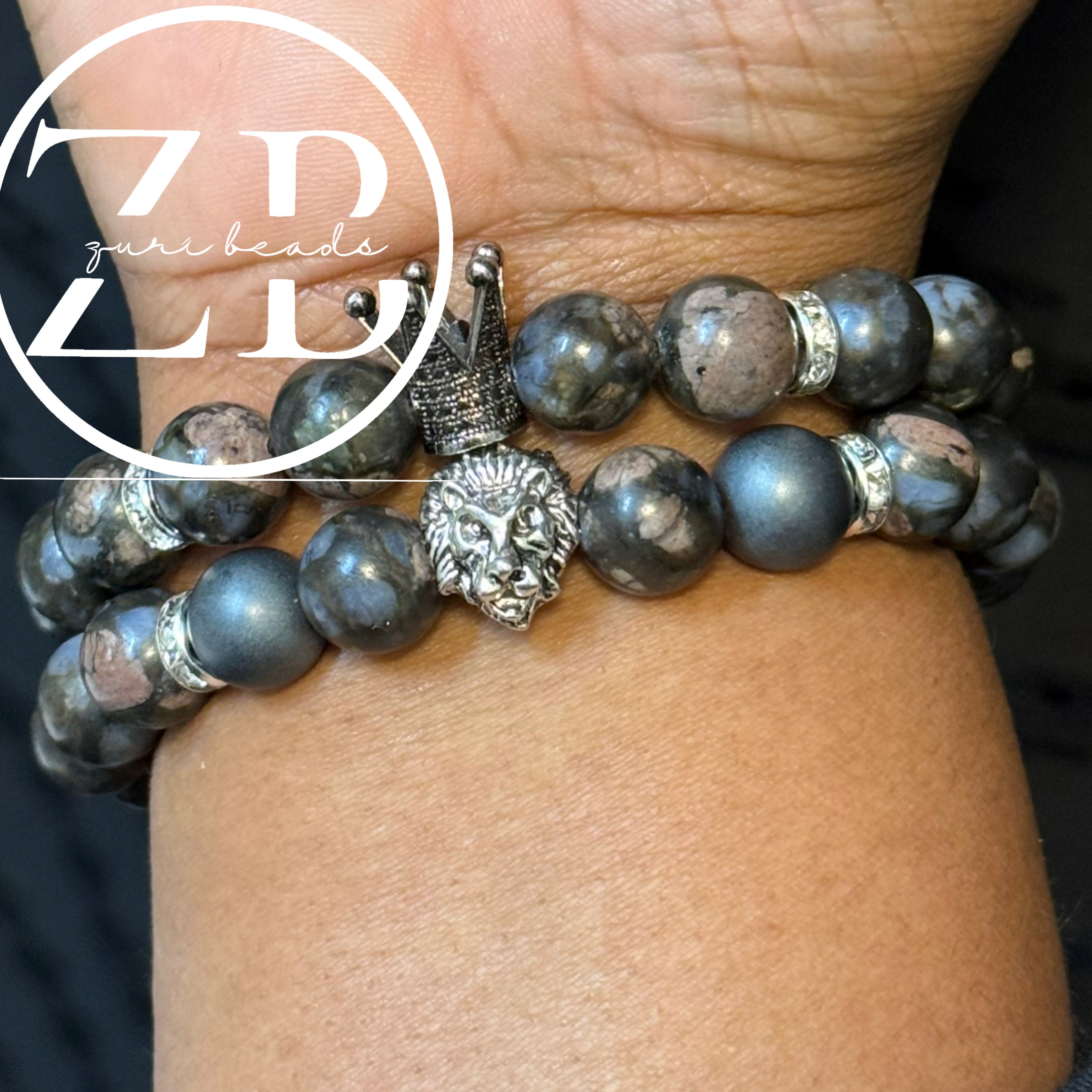 Men’s/unisex gray and blue