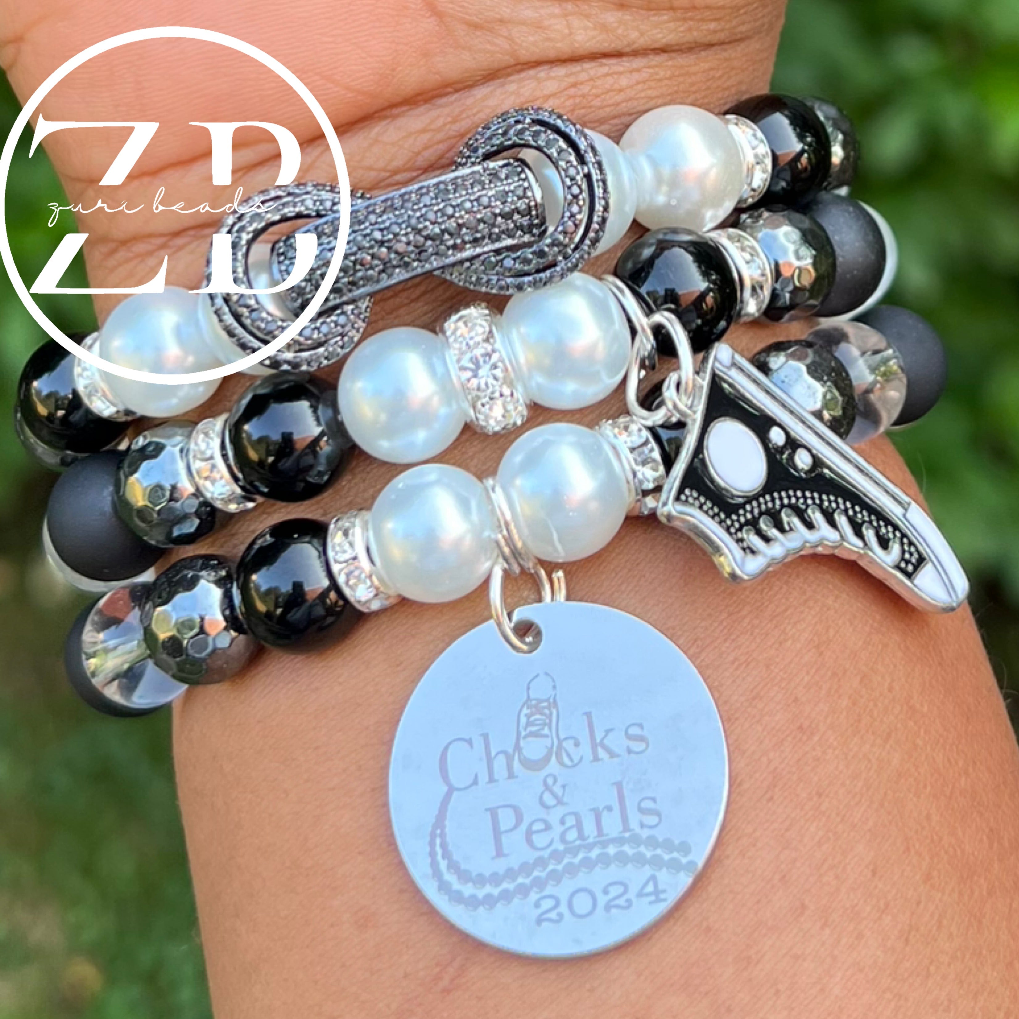 Chucks and pearls (black and silver)