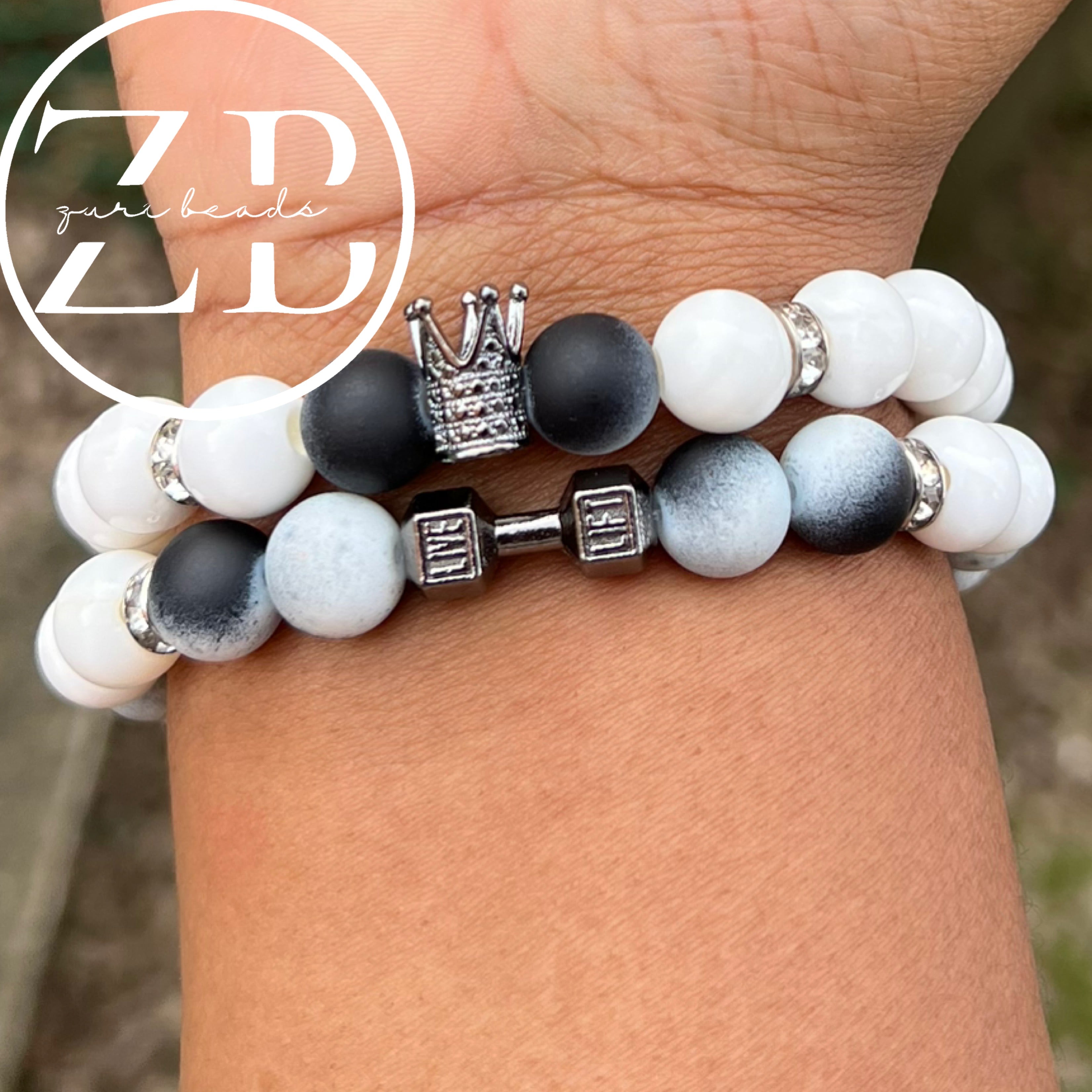 White, black and gunmetal (men’s/unisex)